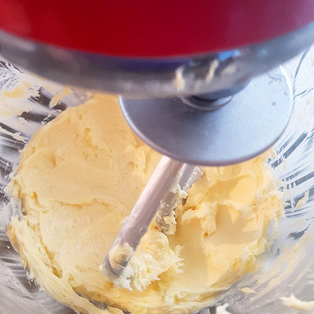 36064647_2014847068546988_6425556904889548800_n