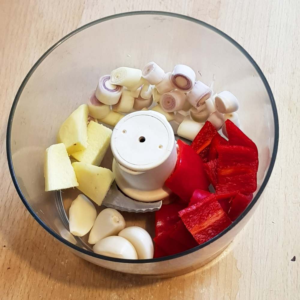 43383204_240259436654139_2553565122140307456_n