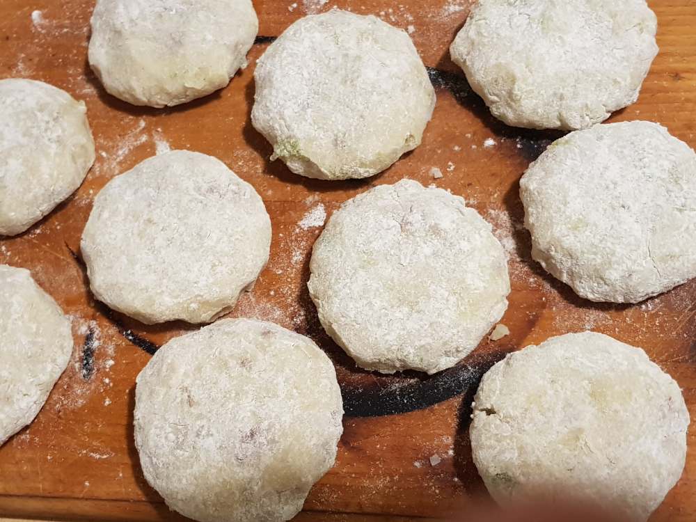 56232382_375447373298395_2492485193928015872_n